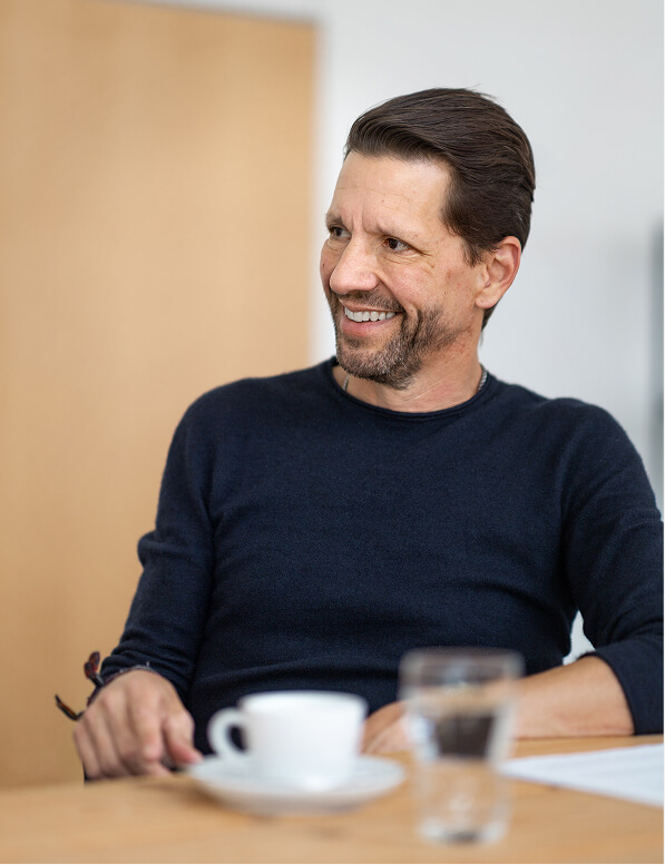 Portrait of Jero Bentz.